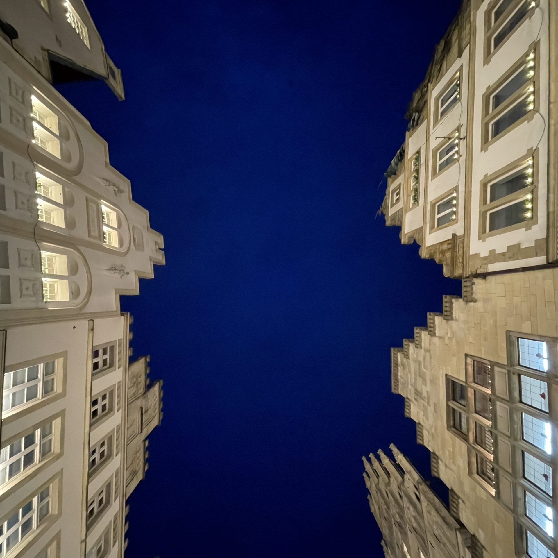 Münster Modell wünscht frohe Weihnachten - und einen guten Start in das neue Jahr 2026 - Foto: Stefan Rethfeld